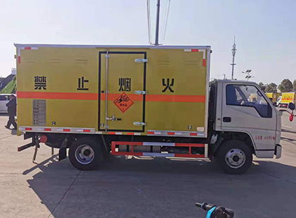 呈贡爆破器材运输车技术升级与安全合规新趋势